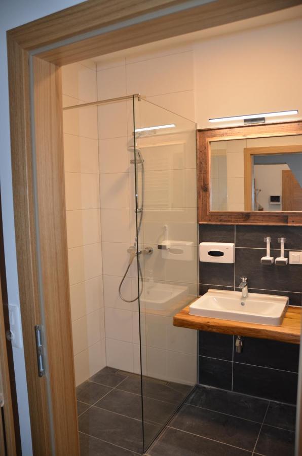 Alpenhotel & Aparthotel Lanz Hohentauern Eksteriør bilde