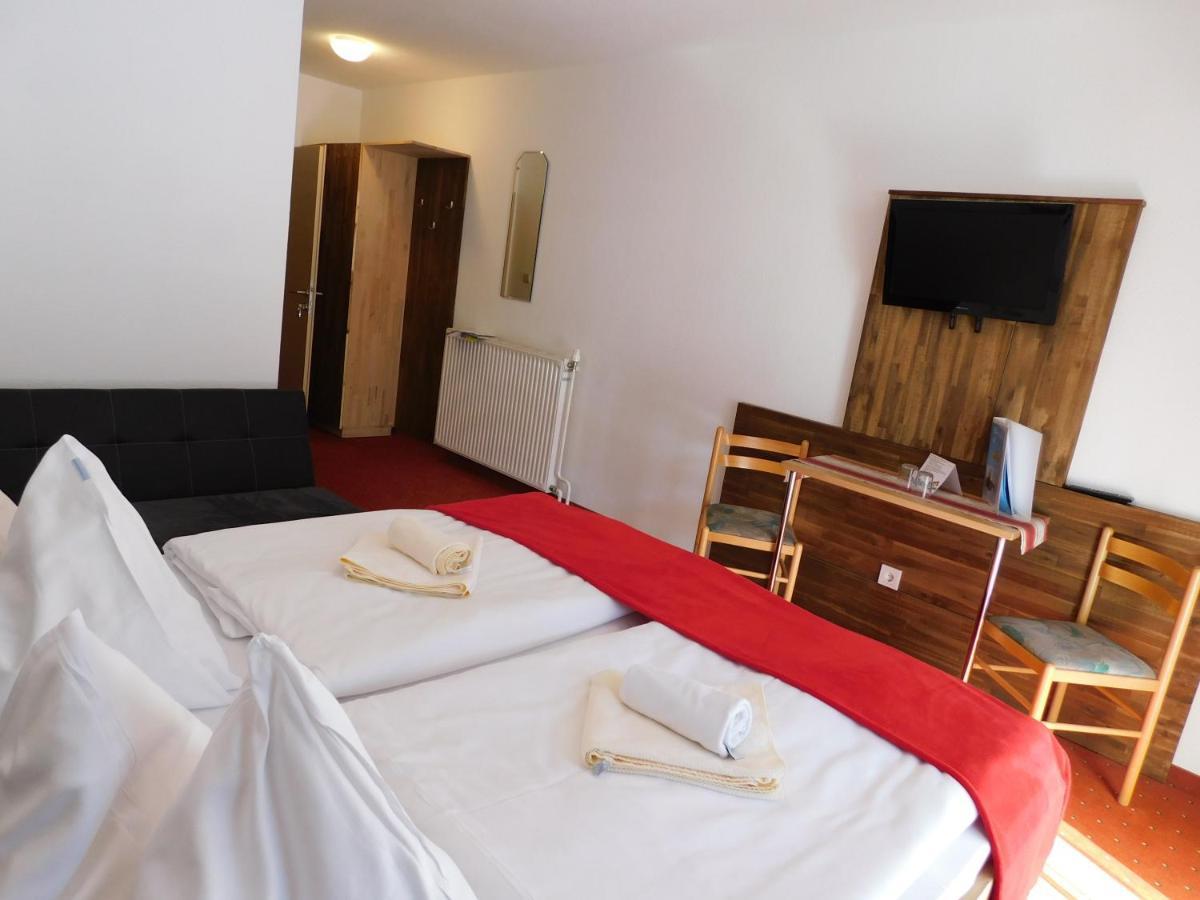 Alpenhotel & Aparthotel Lanz Hohentauern Eksteriør bilde