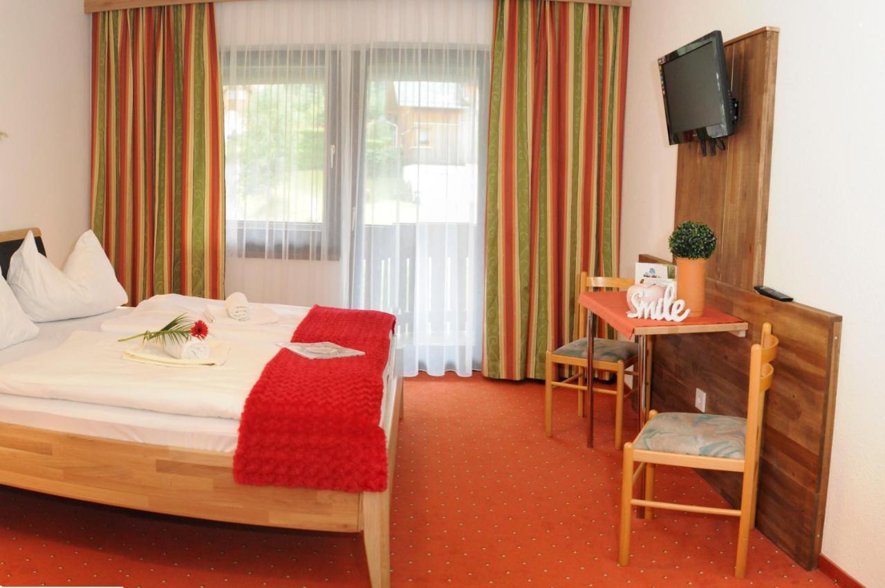 Alpenhotel & Aparthotel Lanz Hohentauern Eksteriør bilde